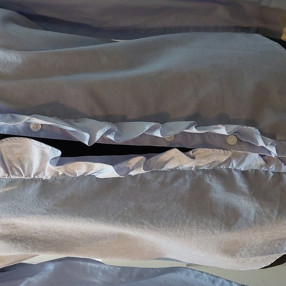 Loft ruffled ladies button-down - Picture 2 of 2